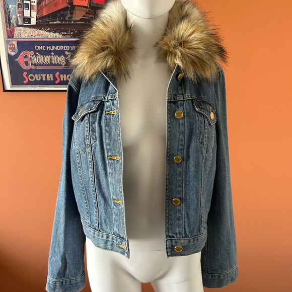 MICHAEL MICHAEL KORS faux fur collared cropped jean jacket - Picture 3 of 12